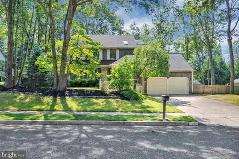 10 Burnham Ln, Voorhees, NJ 08043