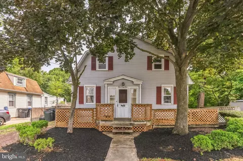445 4th Ave, Lindenwold, NJ 08021