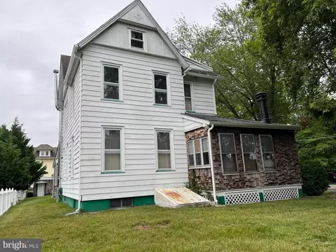 623 W Atlantic Ave, Laurel Springs, NJ 08021