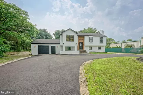 1024 Jarvis Rd, Sicklerville, NJ 08081