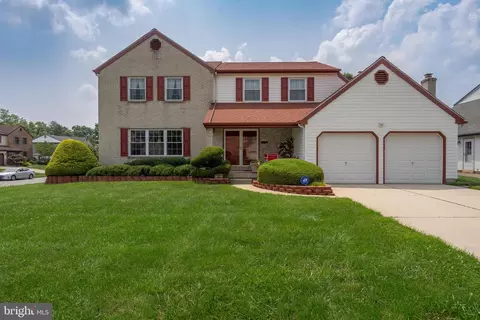 103 Longstone Dr, Cherry Hill, NJ 08003