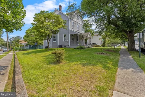 406 Derousse Ave, Pennsauken, NJ 08110