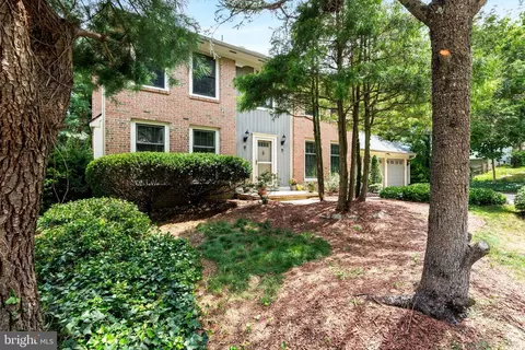 26 Brookview Dr, Voorhees, NJ 08043