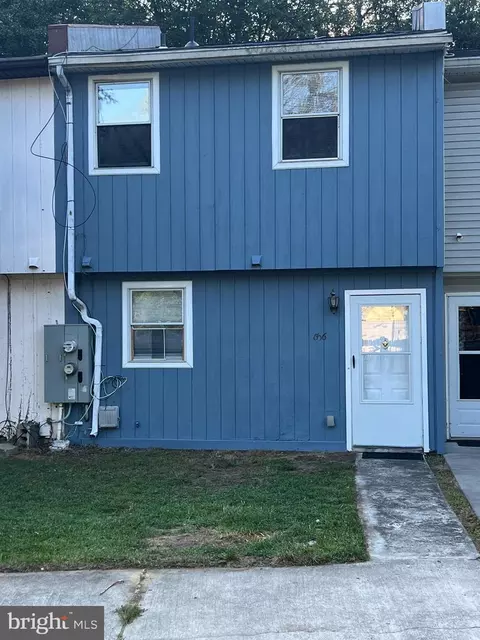 656 Tara Dr, Sicklerville, NJ 08081