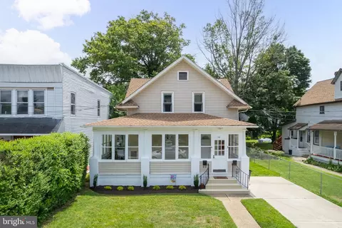 110 Chestnut St, Audubon, NJ 08106