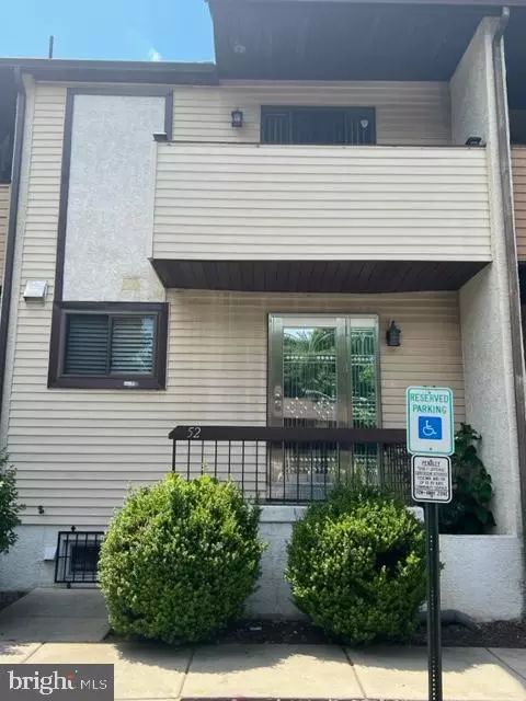 52 Mara Ct, Cherry Hill, NJ 08002