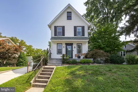 21 Wyoming Ave, Audubon, NJ 08106