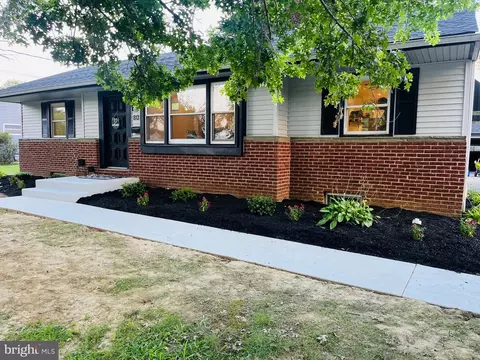 807 Willow Way, Somerdale, NJ 08083