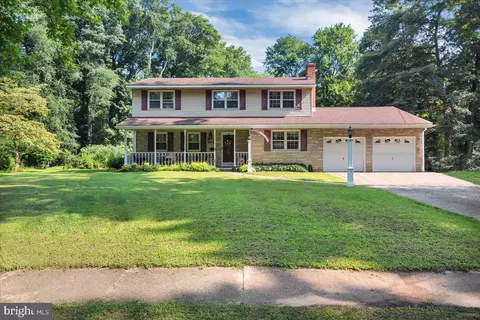 111 Kingswood Ct, Cherry Hill, NJ 08034
