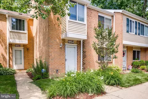 1054 Pendleton Ct, Voorhees, NJ 08043