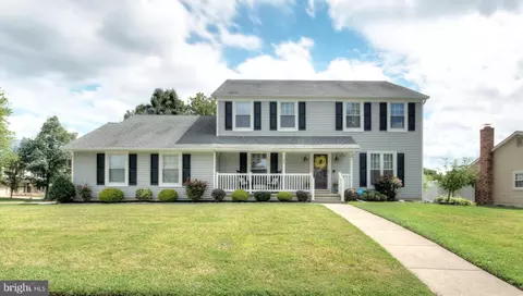 44 W Brookline Dr, Clementon, NJ 08021