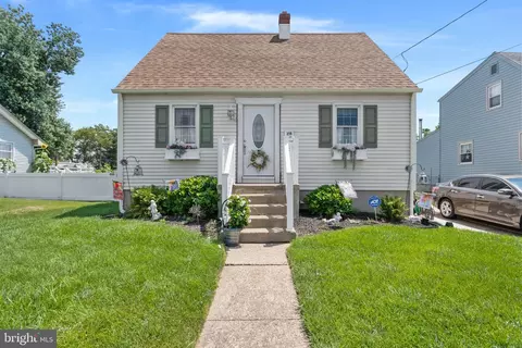 218 4th St, Brooklawn, NJ 08030