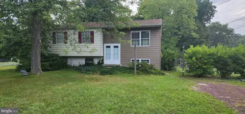 492 E Atlantic Ave, Atco, NJ 08004
