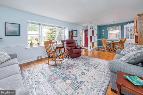1212 Wayne, Haddonfield, NJ 08033 photo 3