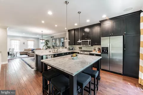 24 Kresson Rd, Cherry Hill, NJ 08034