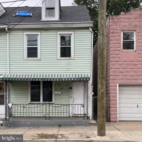 304 Essex St, Gloucester City, NJ 08030