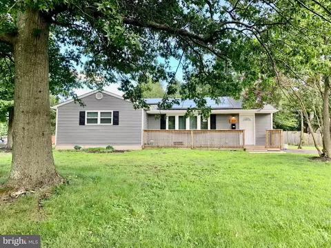 213 Cedar Ave, Somerdale, NJ 08083