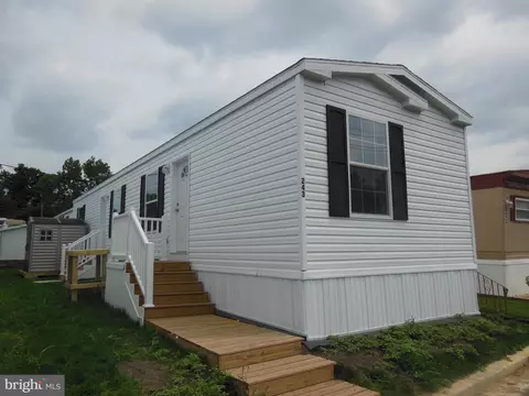 1405 Farrell Ave #243, Cherry Hill, NJ 08002