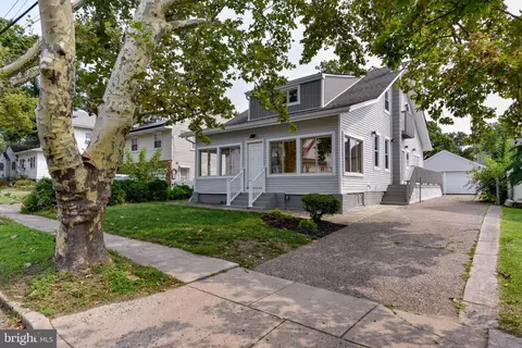 2246 Browning Rd, Pennsauken, NJ 08110