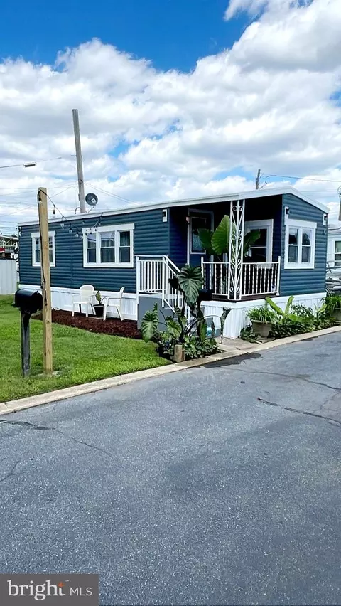5224 Marlton Pike #TRLR 16, Pennsauken, NJ 08109
