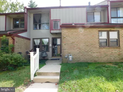 303 W Timber Crk, Lindenwold, NJ 08021