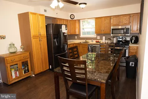82 Wade Ave, Lindenwold, NJ 08021 photo 10