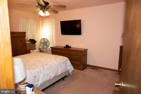 82 Wade Ave, Lindenwold, NJ 08021 photo 30