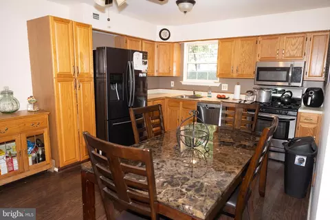 82 Wade Ave, Lindenwold, NJ 08021 photo 9