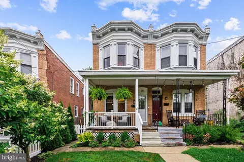 25 E Atlantic Ave, Audubon, NJ 08106