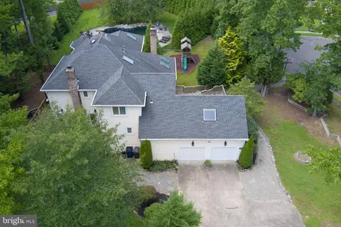 1 Oak Ter, Voorhees, NJ 08043