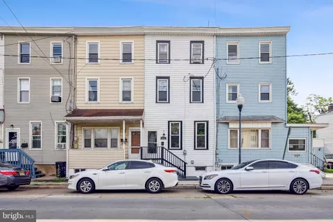 124 S King St, Gloucester City, NJ 08030