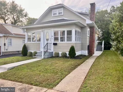 23 E 3rd Ave, Runnemede, NJ 08078