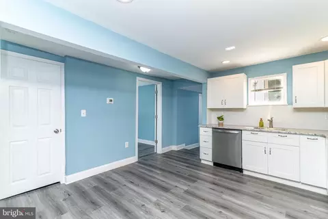 911 Walnut Ave, Lindenwold, NJ 08021 photo 22