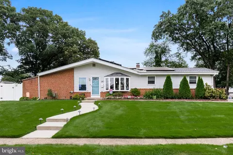 241 W 6th Ave, Cherry Hill, NJ 08002