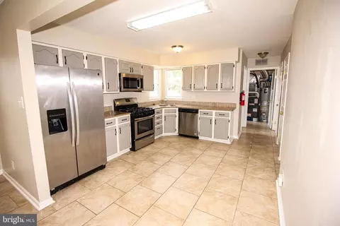 25 Bromley, Erial, NJ 08081 photo 8