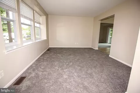 25 Bromley, Erial, NJ 08081 photo 13