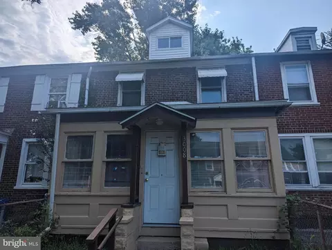 3008 Kearsarge Rd, Camden, NJ 08104