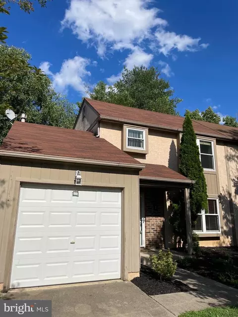 6 Adam Ln, Voorhees, NJ 08043