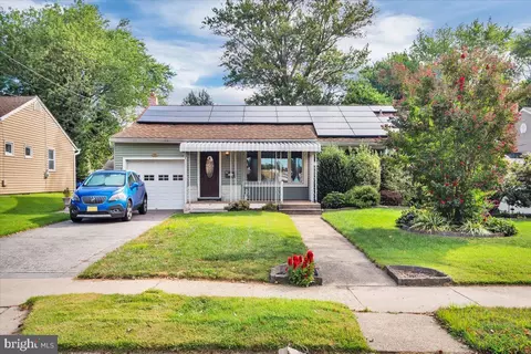 627 W Browning Rd, Collingswood, NJ 08107
