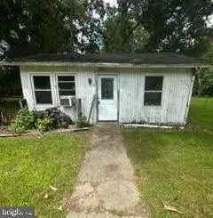 18 Cross Rd, Clementon, NJ 08021