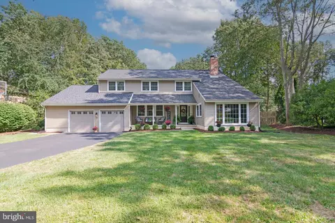 25 Hazelhurst Dr, Voorhees, NJ 08043