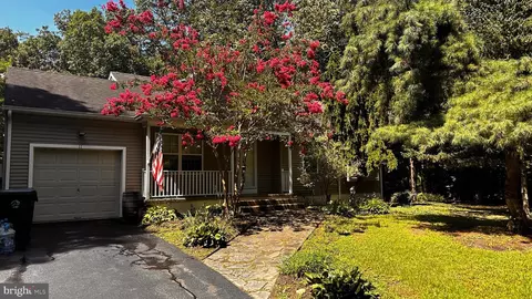 11 S Central Ave, Sicklerville, NJ 08081