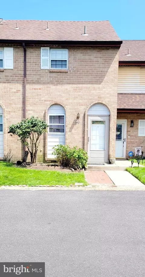 242 La Cascata, Clementon, NJ 08021