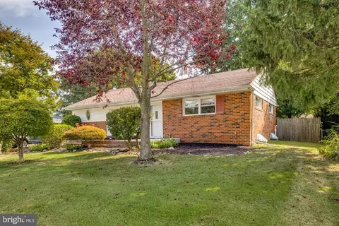 117 Ridgewood Ave, Berlin, NJ 08009