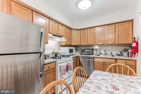 114 Van Buren Rd #6, Voorhees, NJ 08043