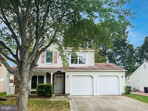 3 Oak Hollow Ln, Sicklerville, NJ 08081