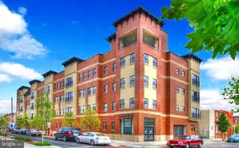 700 New St #309, Camden, NJ 08103