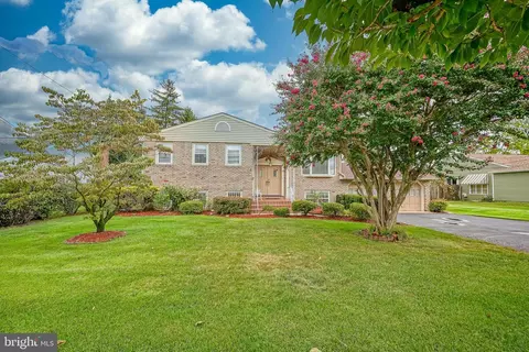 3008 Chapel Ave W, Cherry Hill, NJ 08002