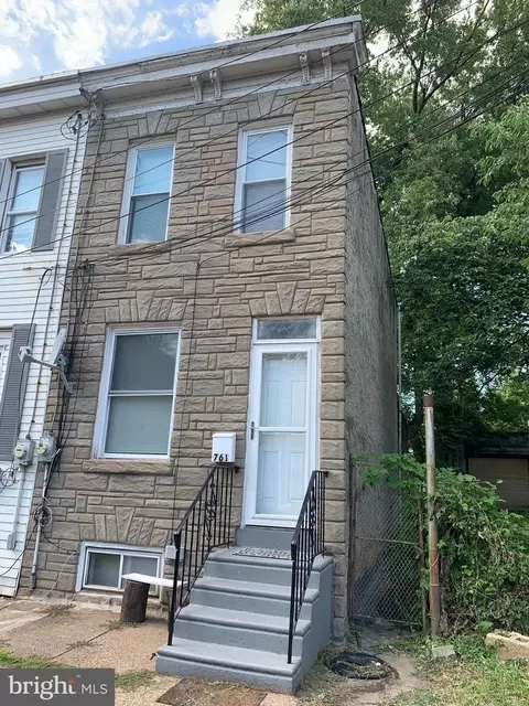 761 Mount Vernon St, Camden, NJ 08103