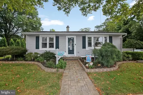 300 Central Ave, Glendora, NJ 08029
